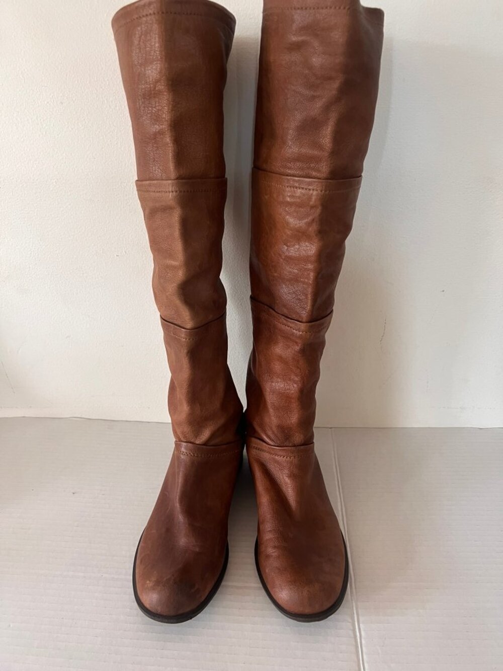 STUART WEITZMAN DISTRESS LEATHER WEDGE KNEE HIGH BOOTS SZ 6.5